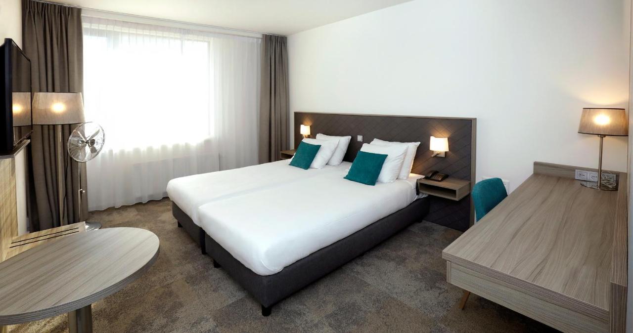 Churchill Hotel Terneuzen Exterior foto
