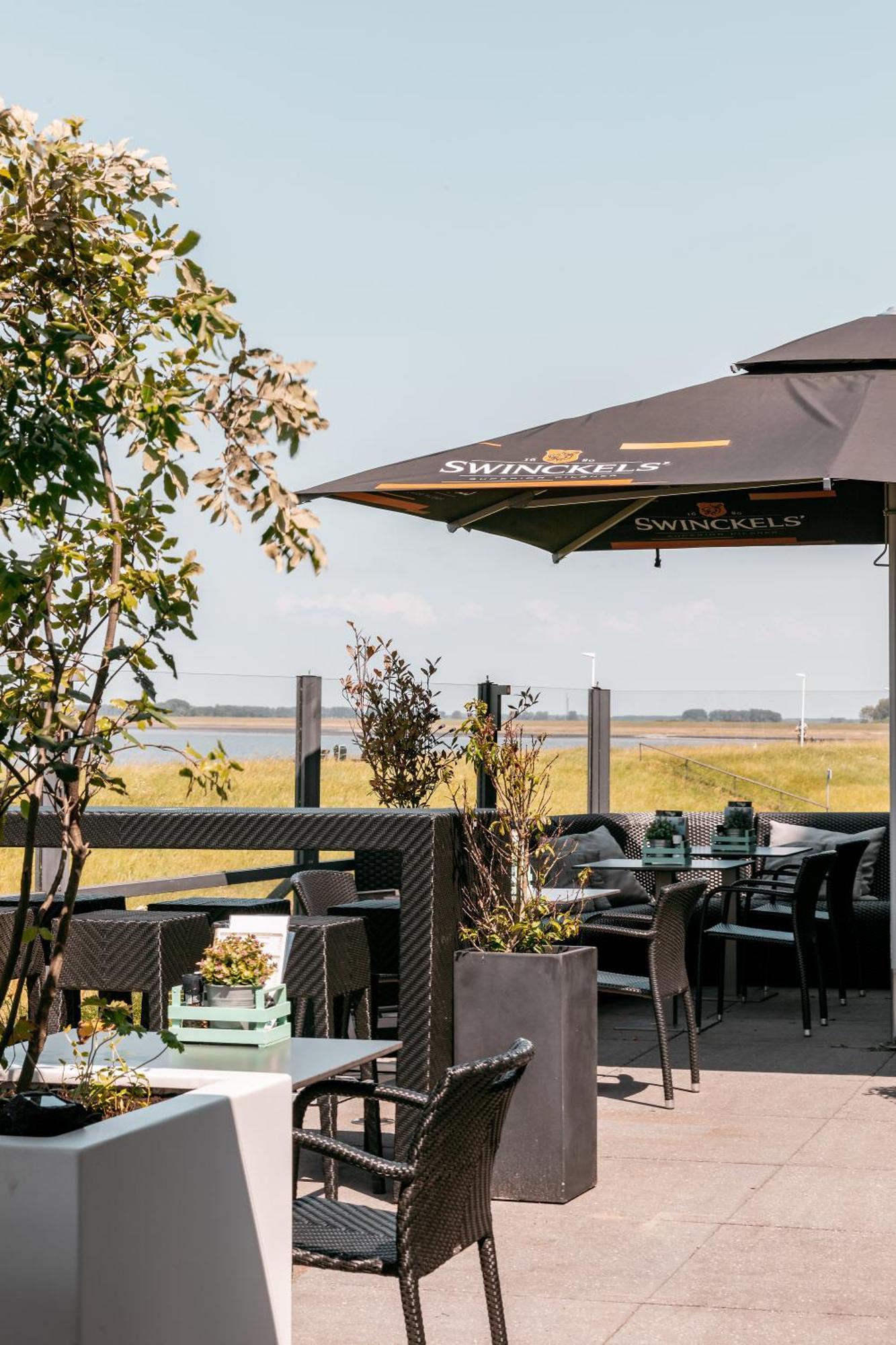 Churchill Hotel Terneuzen Exterior foto