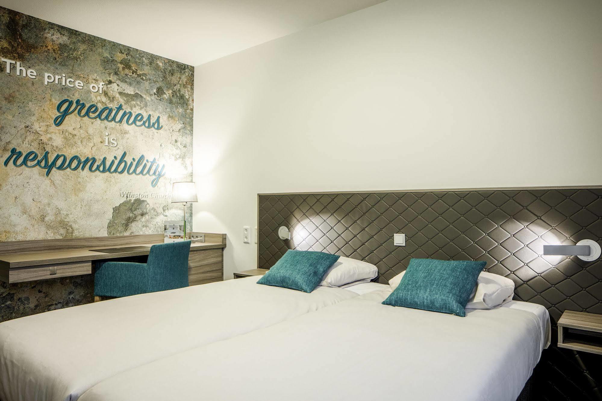 Churchill Hotel Terneuzen Exterior foto